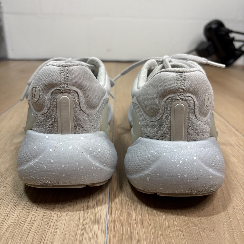Lululemon Beyondfeel Running Shoes Bone Silver White LW9FGCS Womens Size‎ 8.5 - Picture 6 of 11